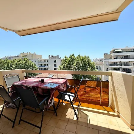 T2 Juan Les Pins A 300 M Des Plages شقة *